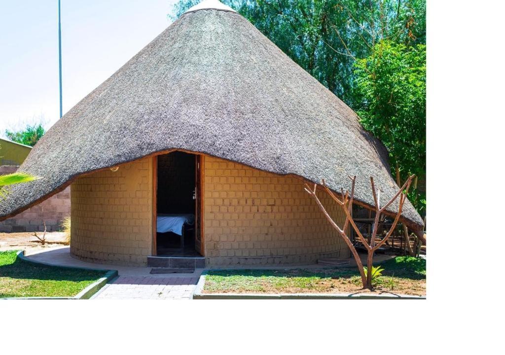 Msc Hotel Otjiwarongo Monitronics Exteriér fotografie